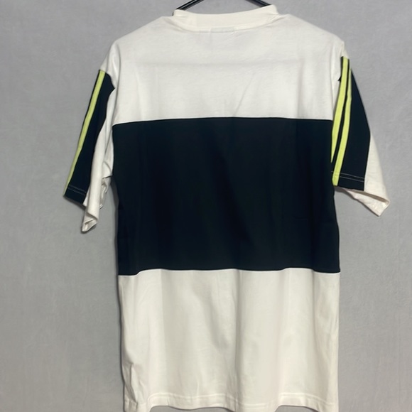 Adidas T-Shirt - Picture 4 of 5